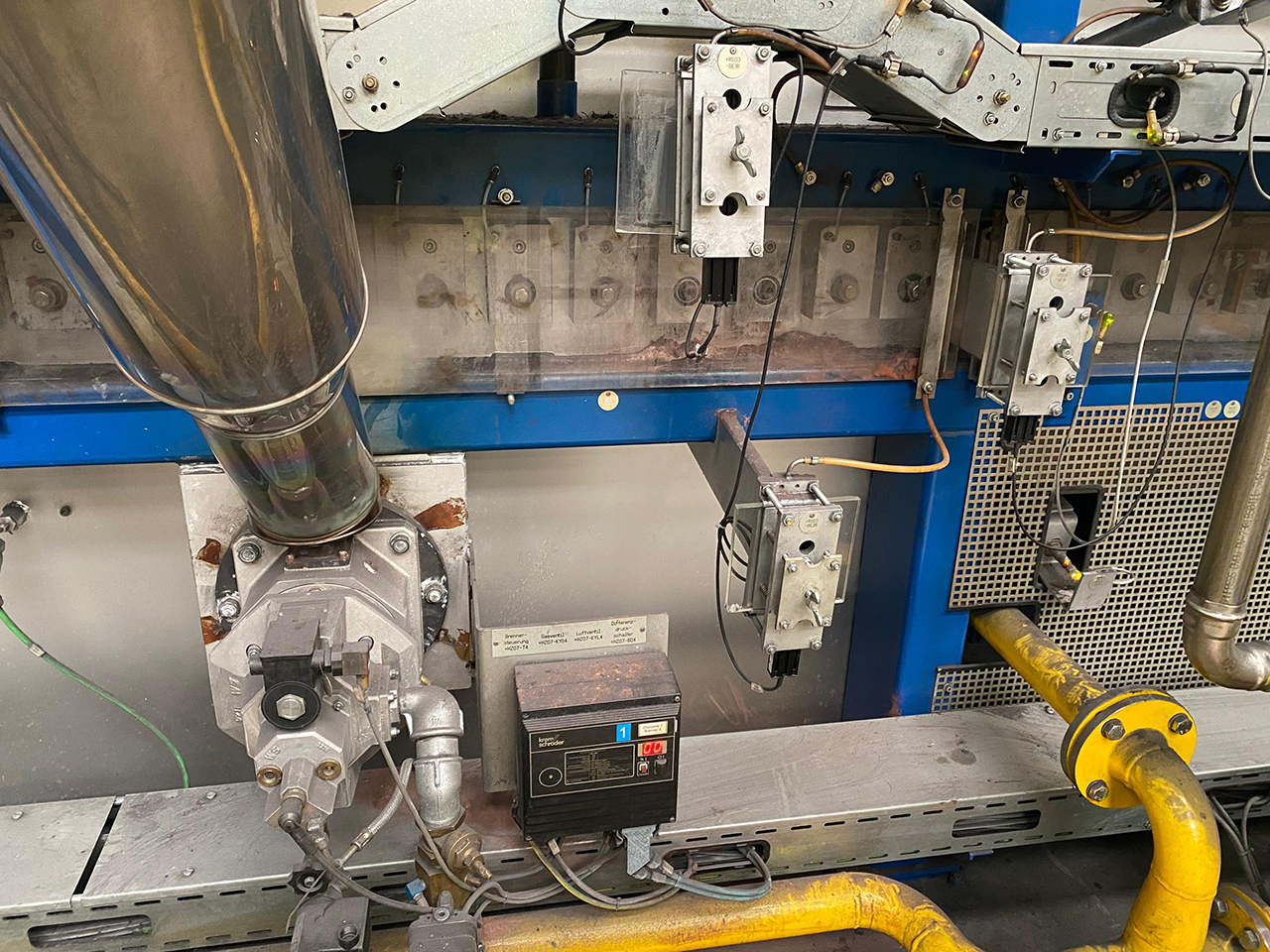 Forno a piastre con focolare a rulli Schwartz PR2496, usato Forno a piastre con focolare a rulli Schwartz PR2496, usato