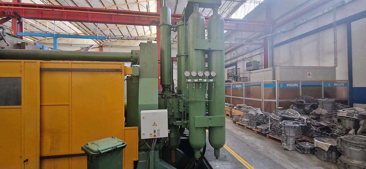 Idra OL 3500, macchina per la pressofusione a camera fredda KK1678, usata Idra OL 3500, macchina per la pressofusione a camera fredda KK1678, usata