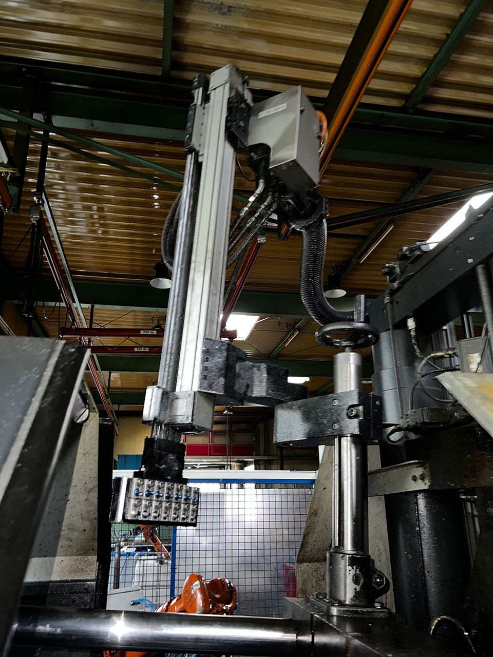 Macchina per la pressofusione a camera calda WK1465 di Frech W80 Zn, usata Macchina per la pressofusione a camera calda WK1465 di Frech W80 Zn, usata