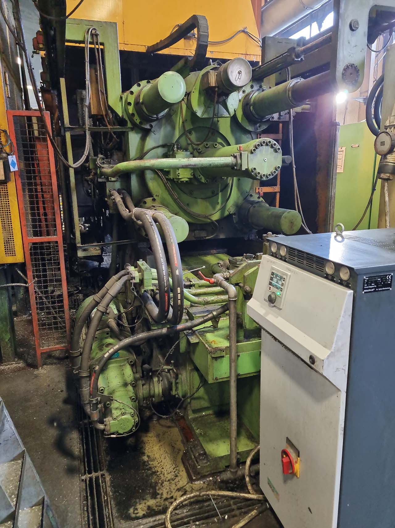 IDRA OL 700 macchina di pressofusione a camera fredda KK1621, usata IDRA OL 700 macchina di pressofusione a camera fredda KK1621, usata