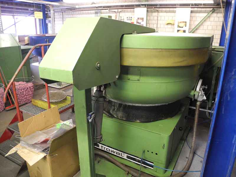 56ff96b65f58a948df67feb5b3f5c589 Walther Trowal CA600 Circular Vibrator System, usato