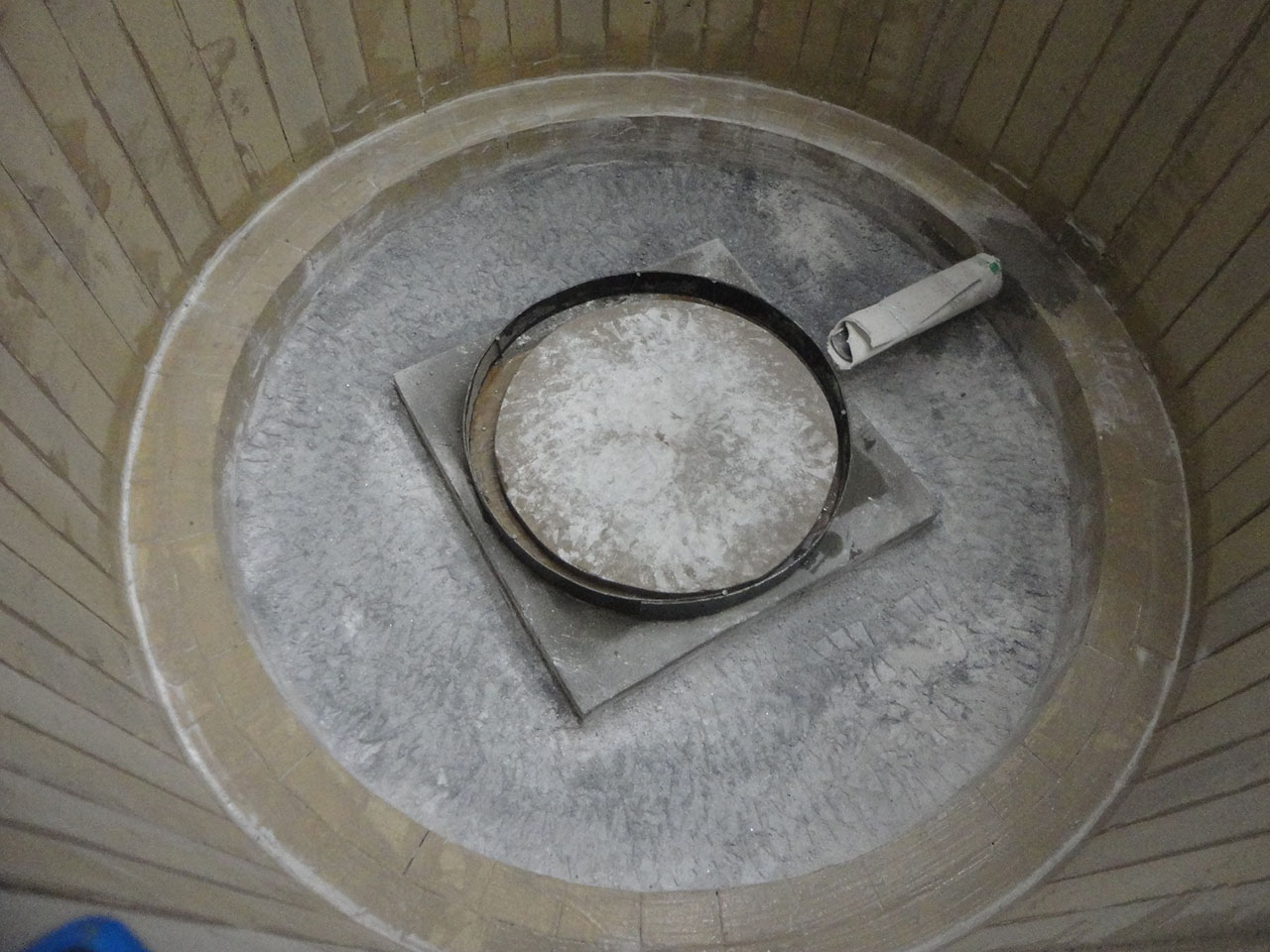 reconditioning_nabertherm_crucible_furnace_picture6 Ricondizionamento del forno a crogiolo Nabertherm