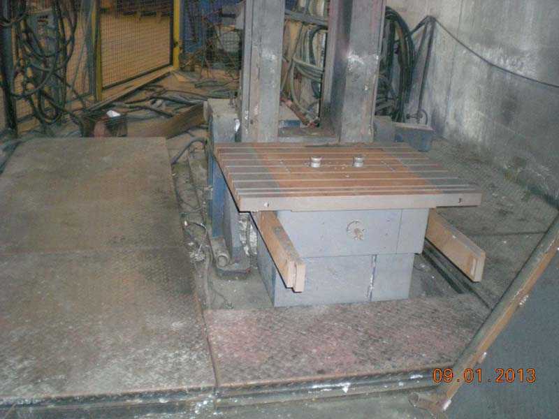 dc2bc4a08d888f8297f81501875f112a Kurtz AK01 Macchina di colata a gravità inclinabile, usata