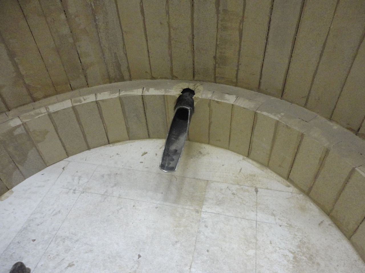 reconditioning_nabertherm_crucible_furnace_picture5 Ricondizionamento del forno a crogiolo Nabertherm