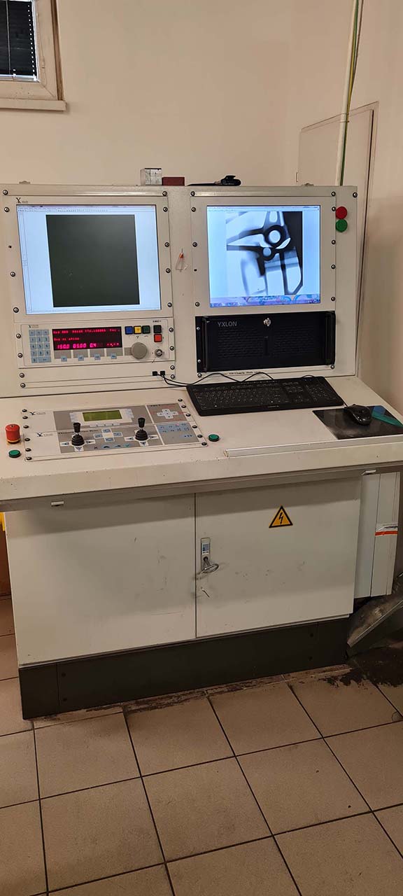 Macchina a raggi X Yxlon MU 2000 ZU2191, usata Macchina a raggi X Yxlon MU 2000 ZU2191, usata