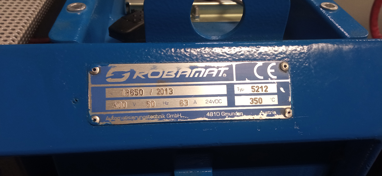 Unità di controllo della temperatura dell'olio Robamat Thermocast 5212 ZU2227, usata Unità di controllo della temperatura dell'olio Robamat Thermocast 5212 ZU2227, usata