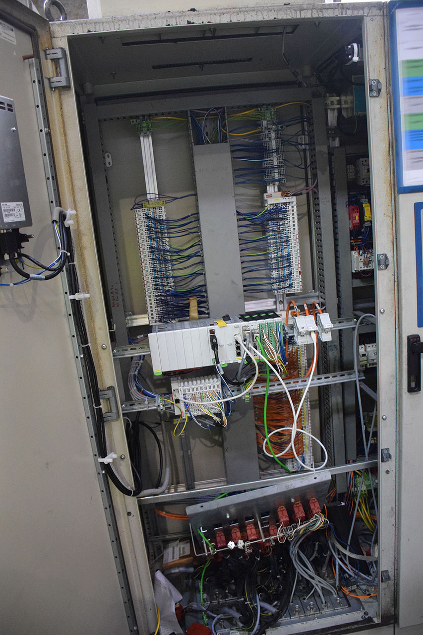 Armadio di comando Bühler H 630 B ZU2162, usato