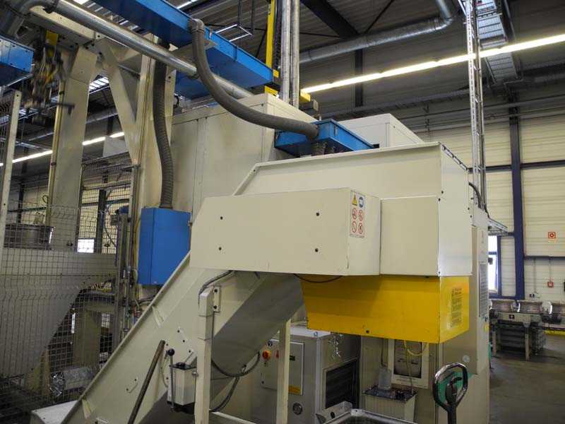 1b5d071e45288d88dcd21fa976646ab0 Centro di foratura e tornitura Maus per ruote in alluminio linea 5, usato