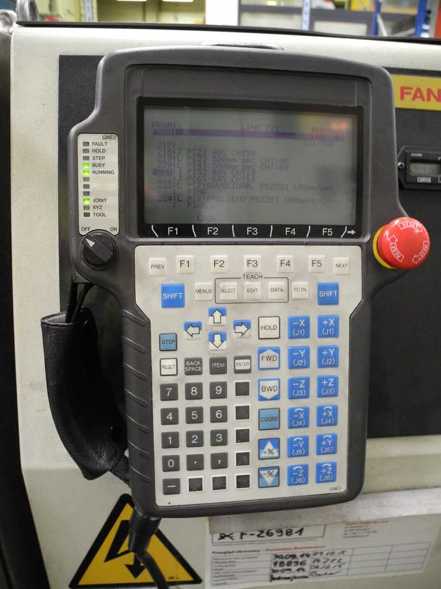 FANUC S-420 i F robot per fonderia, usato HR1815