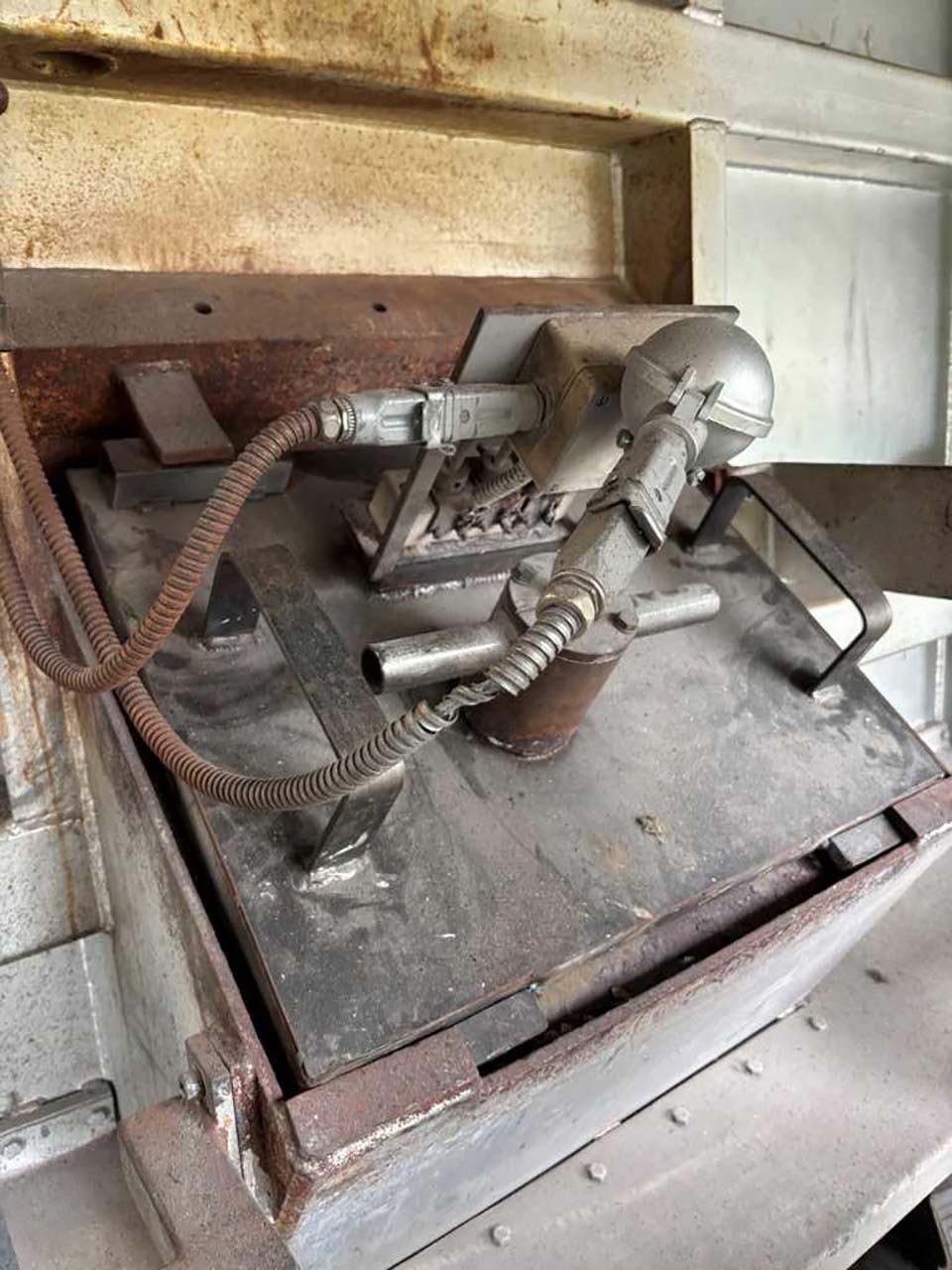 StrikoWestofen MH II-T 3000/2000 G-eg Plus+ forno di fusione e mantenimento O1843, usato StrikoWestofen MH II-T 3000/2000 G-eg Plus+ forno di fusione e mantenimento O1843, usato
