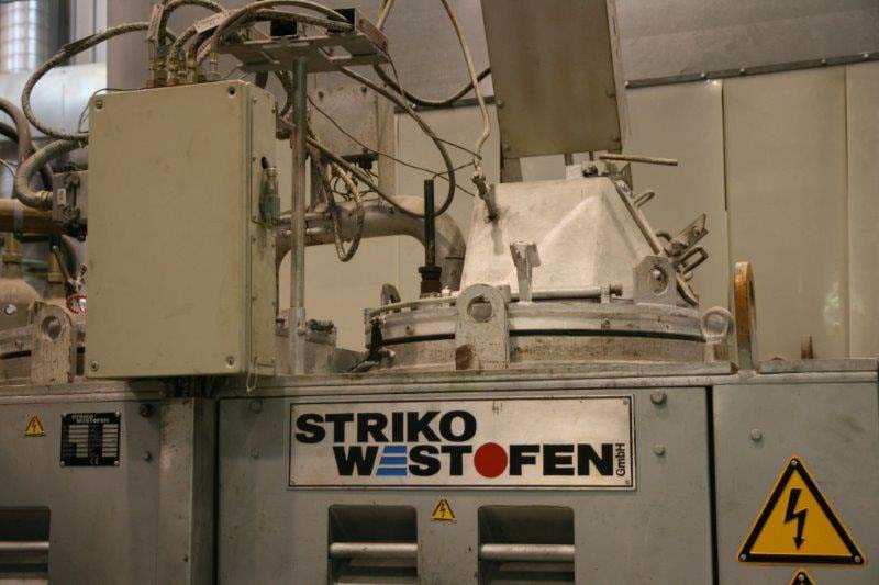 StrikoWestofen CMHC N 2 X300 Magnesium Dosing Furnace O1738, usato