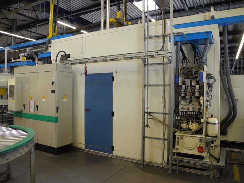 8f56991ec1e6f9cda97da107a08f2721 Centro di foratura e tornitura Maus per ruote in alluminio linea 5, usato
