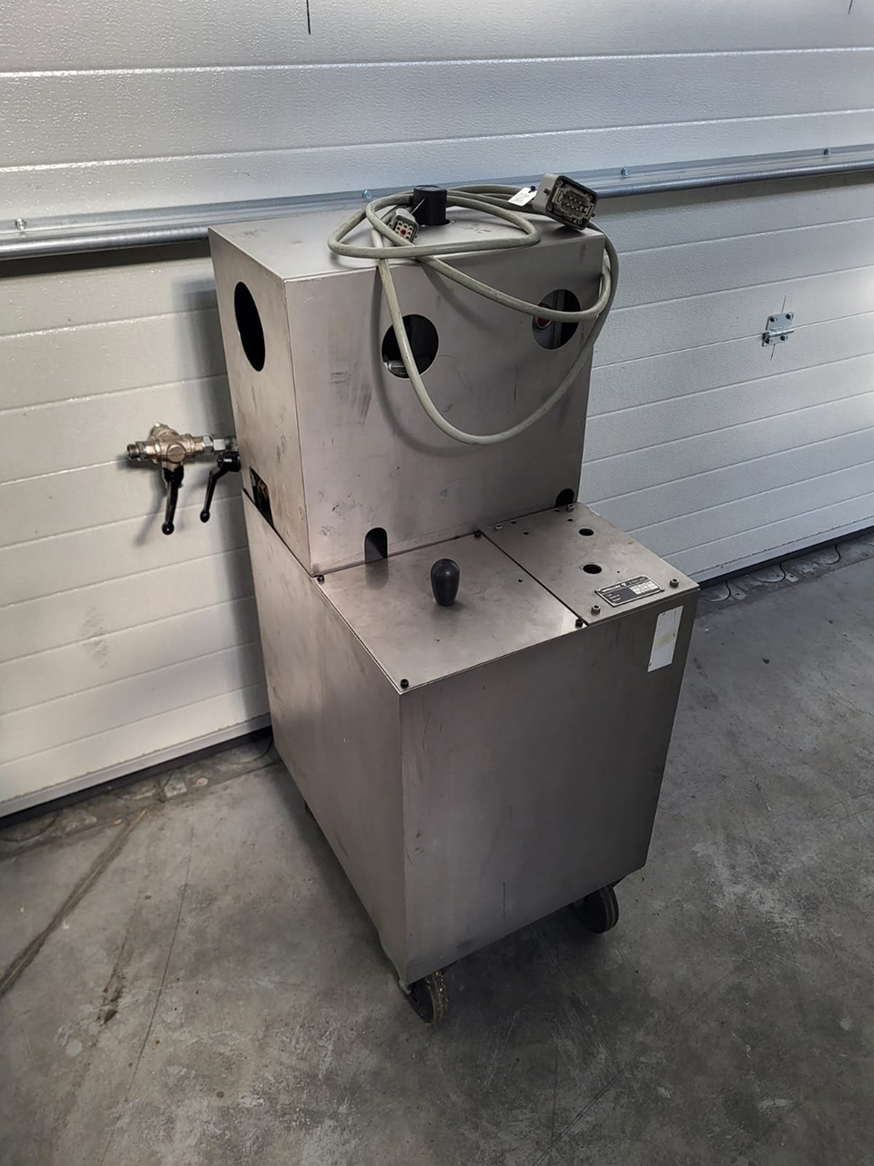 Contenitore di lubrificazione Wollin 75 MD ZU2239, usato Contenitore di lubrificazione Wollin 75 MD ZU2239, usato