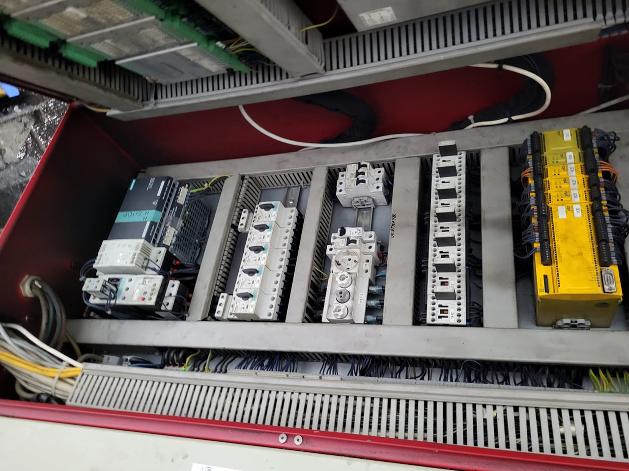 Pressa per rifilatura Tecnopres KZP 40 EP1996, usata Pressa per rifilatura Tecnopres KZP 40 EP1996, usata