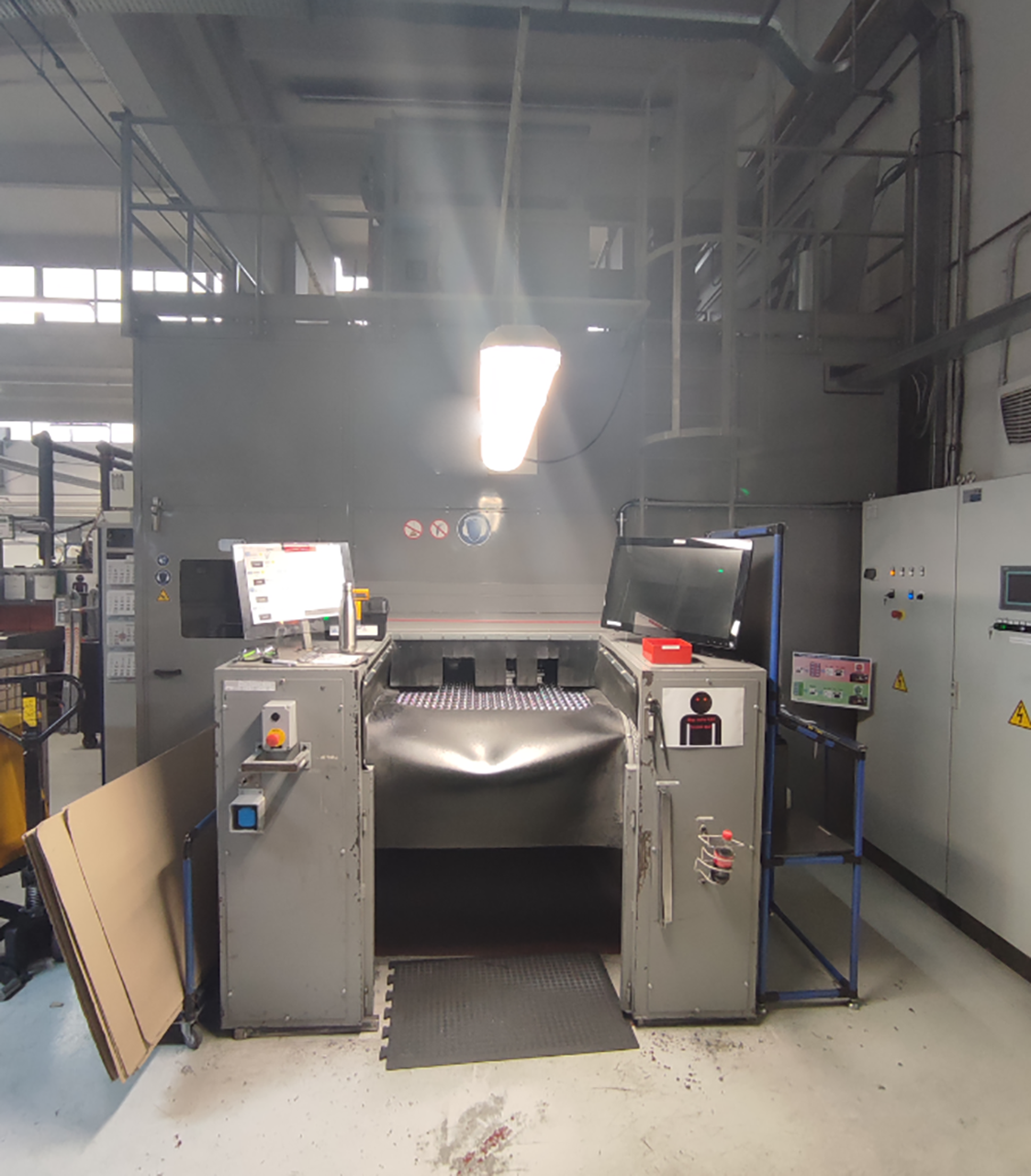 Granigliatrice Interflex 1000-8TP1EUB-SM SA2130, usata Granigliatrice Interflex 1000-8TP1EUB-SM SA2130, usata
