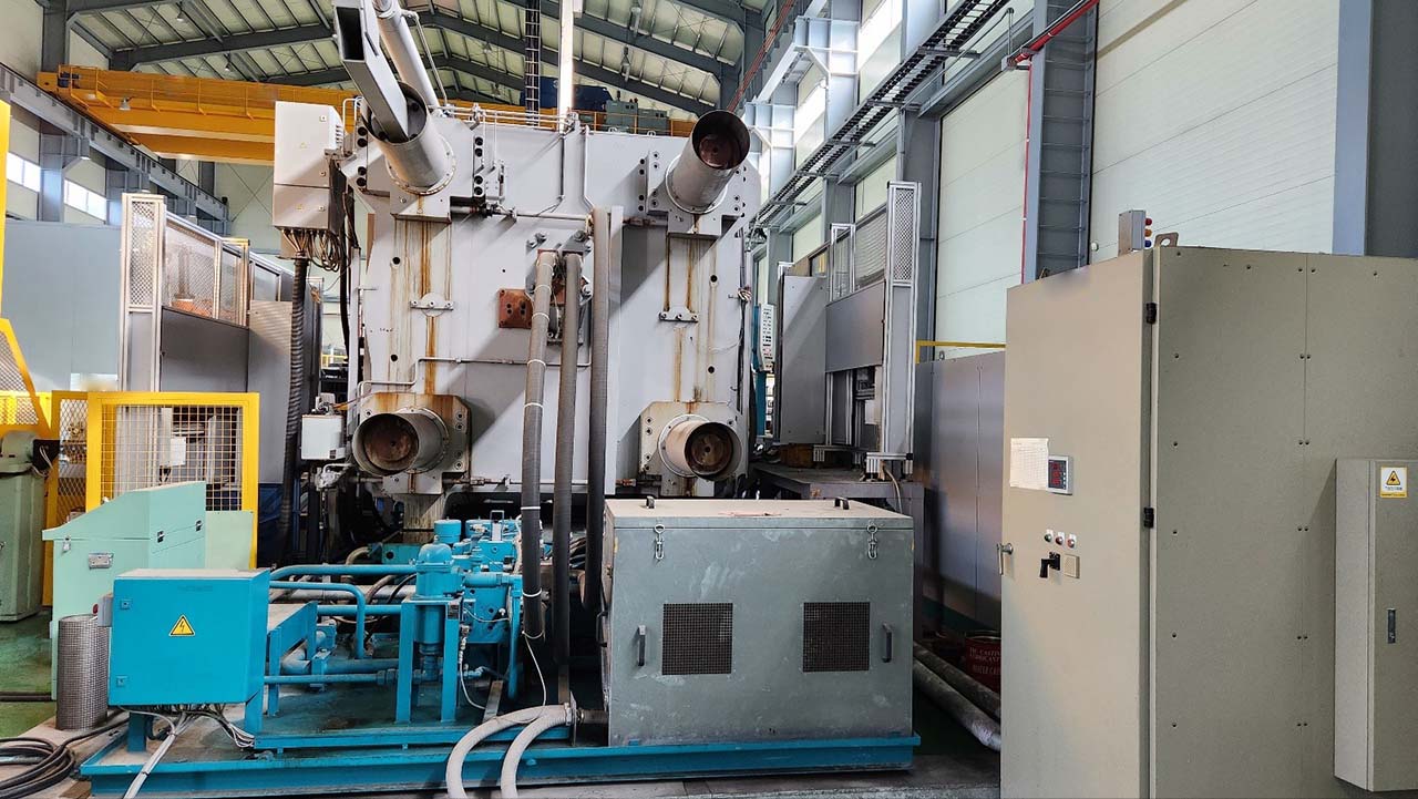 Bühler Evolution B 320 D cella di pressofusione a camera fredda KK1641, usata Bühler Evolution B 320 D cella di pressofusione a camera fredda KK1641, usata