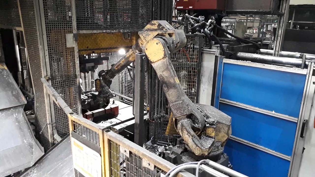 FANUC M-710iC/50, E-33082 robot da fonderia HR1834, usato