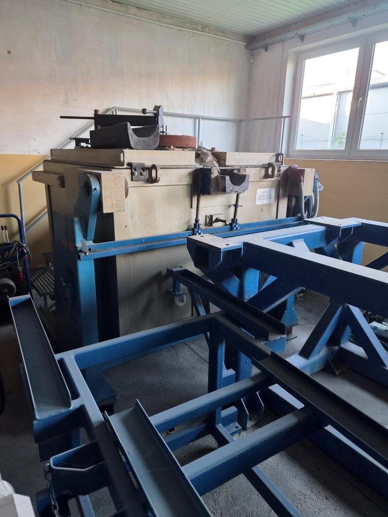 Forno a crogiolo ribaltabile Morgan MK V HE ERBT 700, modello O1862, usato
