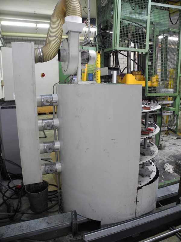 Kuka KR 16-F, robot da fonderia, usato HR1814