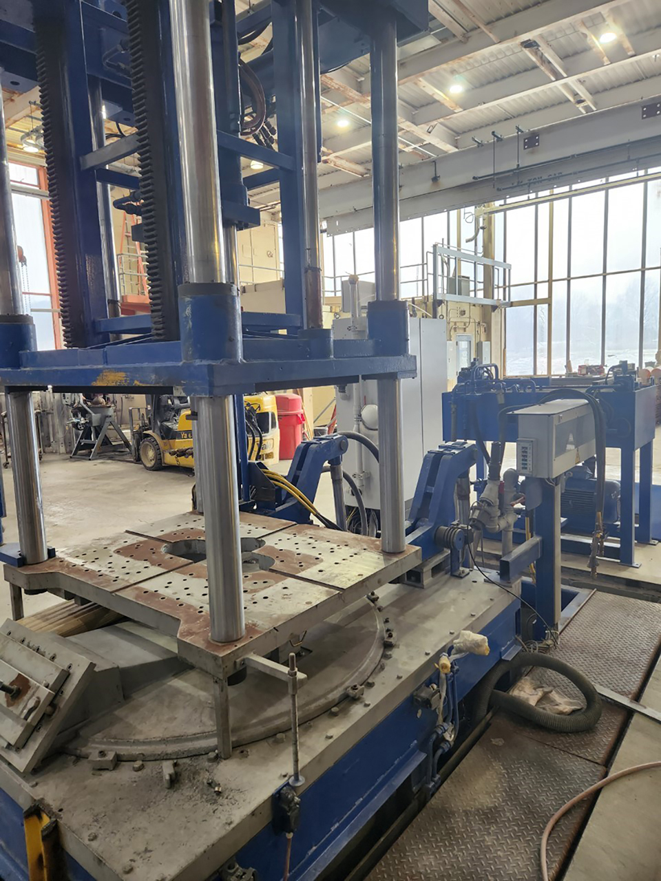 Macchina per pressofusione a bassa pressione Kurtz AL 10-7 TC ND1344, usata Macchina per pressofusione a bassa pressione Kurtz AL 10-7 TC ND1344, usata
